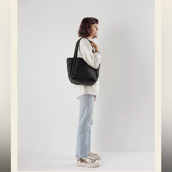 BAGGU Black Quilted Tote Bag - Picture 2 of 8